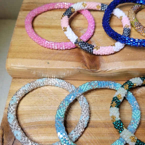 Set of 9 Seed Bead Roll On Bracelets Wholesale Jewelry Lot Handmade - Picture 7 of 15